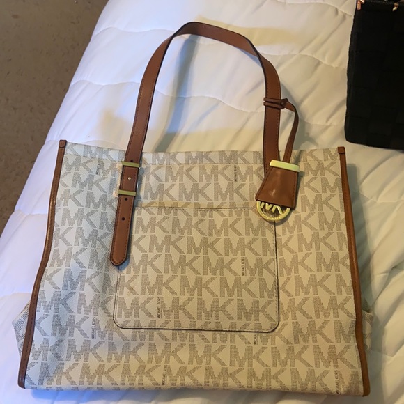 tan mk purse